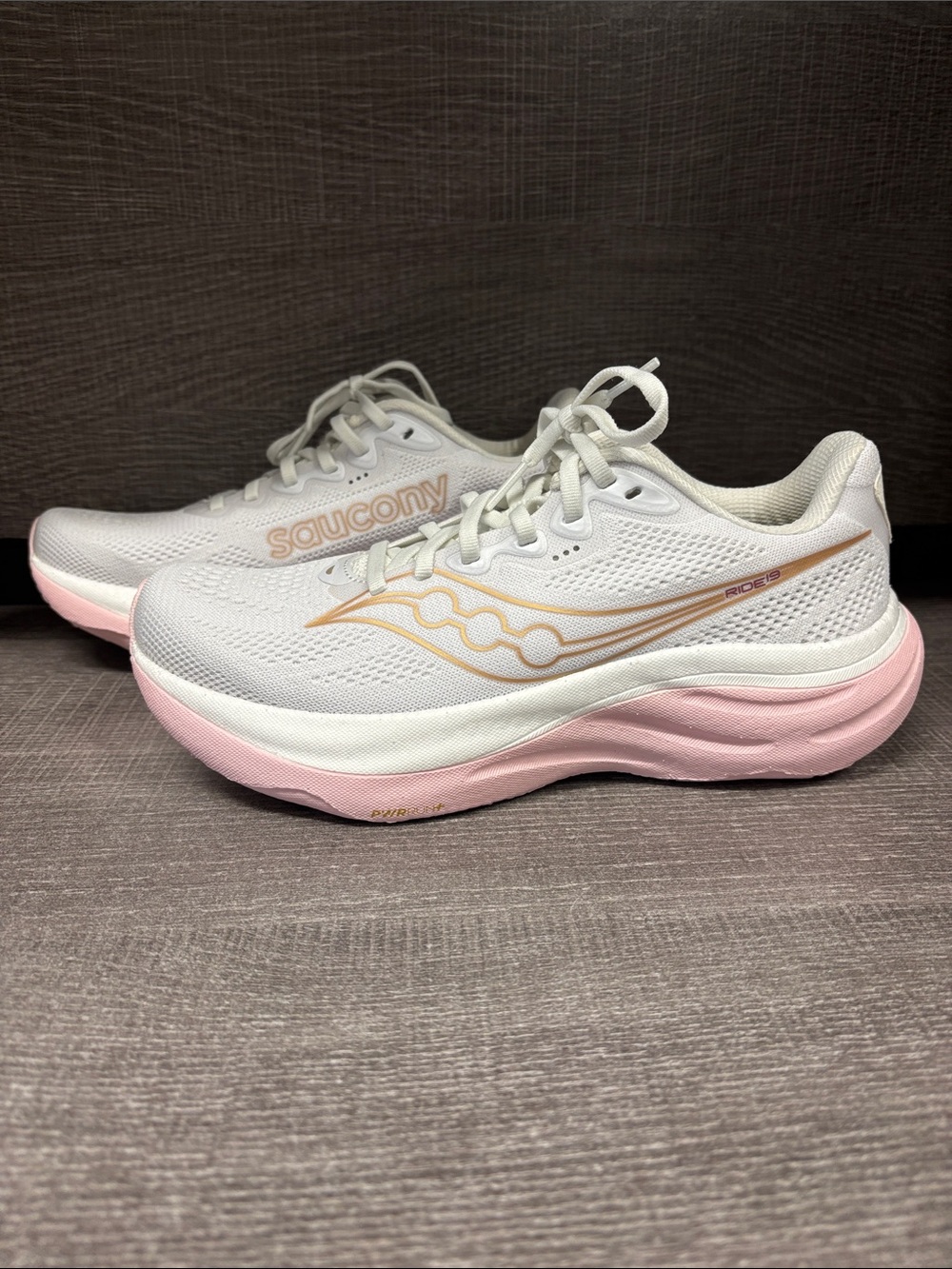Women's Saucony Ride 19 Running & Training Shoes (White/Silk) - Size 8